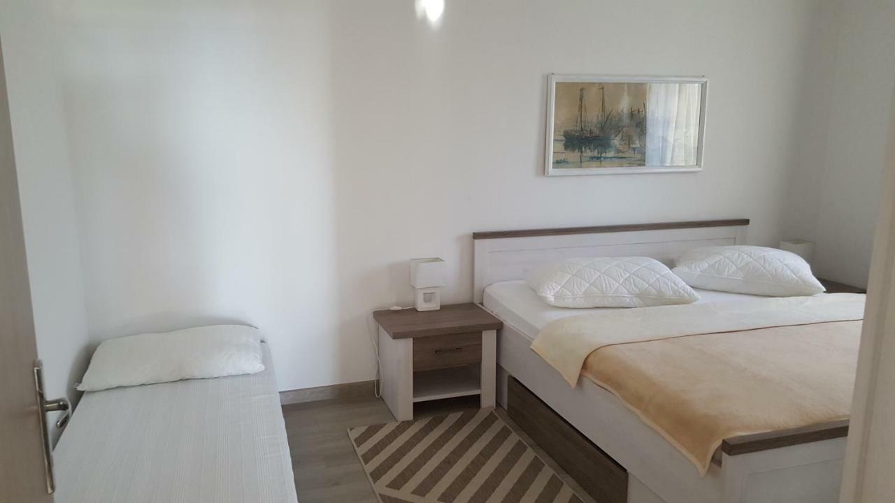 Apartments Anaivana Trogir Eksteriør bilde