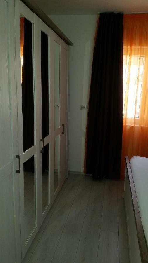 Apartments Anaivana Trogir Eksteriør bilde