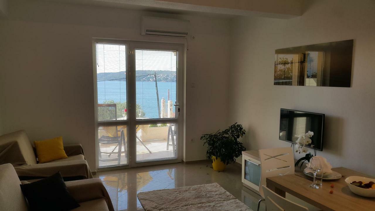 Apartments Anaivana Trogir Eksteriør bilde